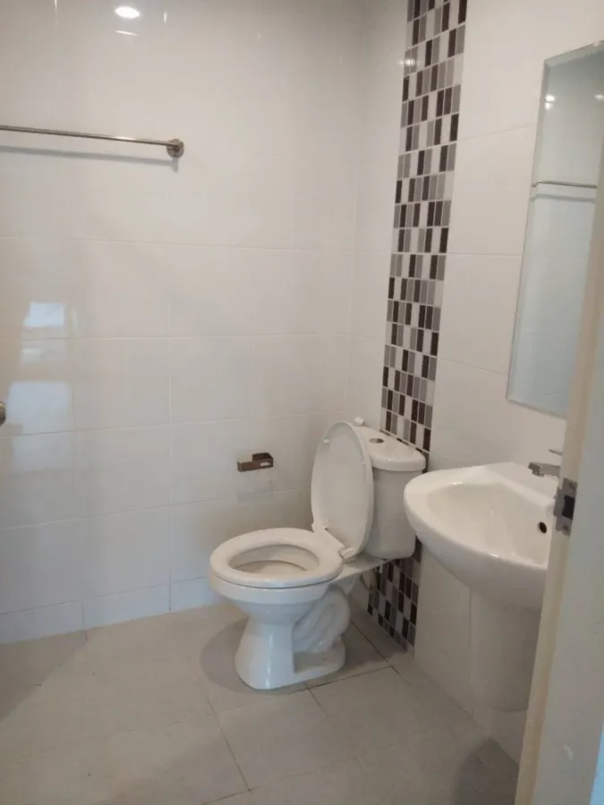 Sell / rent Condo The Niche ID Serithai, good location, convenient transportation, don't wait.