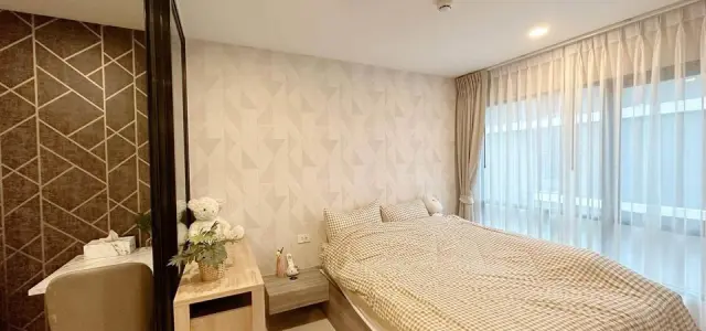 ขาย ให้เช่า The Origin Sukhumvit105 ห้องติดวอลเปเปอร์อย่างดี โทนขาว ละมุนตา ราคาละมุนใจ ซื้อเลย images