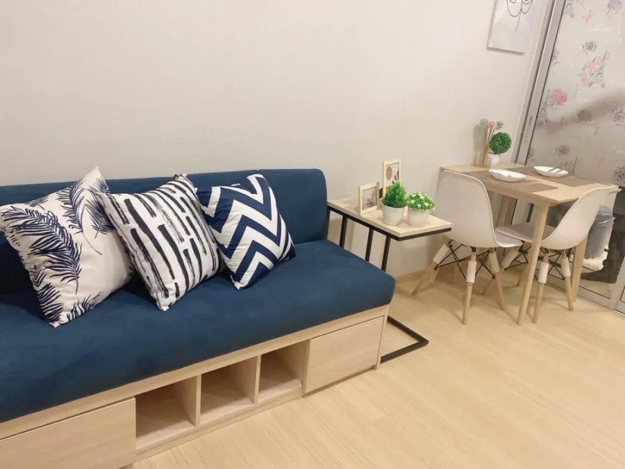 For rent: Plum Condo Rangsit Alive Phase 1, pool view, partitioned room, comes with complete decorations. Book now quickly.