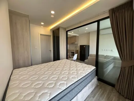 For rent: IKON Sukhumvit 77, corner room, ready to move in, corner room, separated into sections, good like this, hurry and reserve before you miss ou