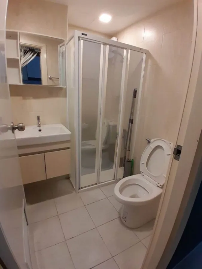 For rent!! Condo Atmos Lakeside Ladprao 71, beautiful room, fully furnished, can carry one bag and move in!!