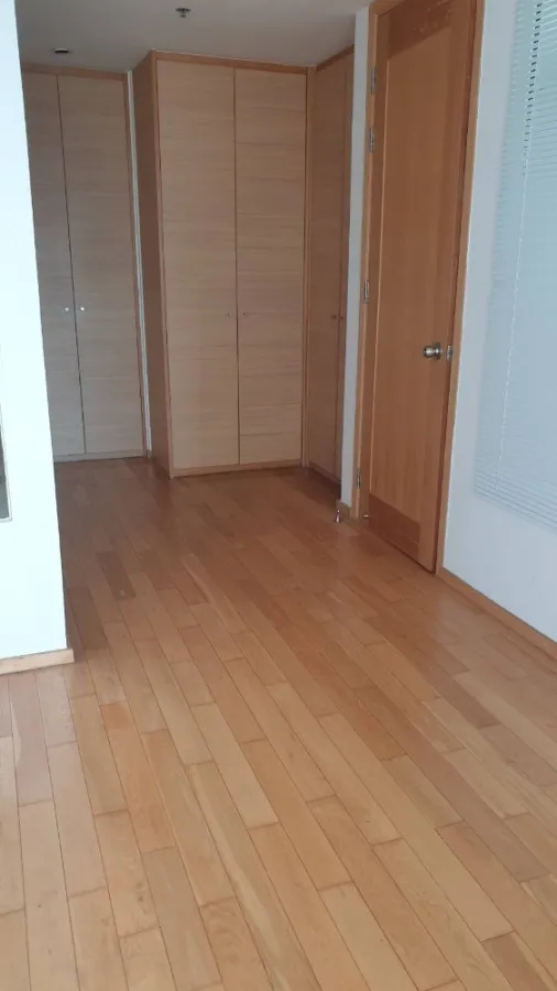Quick sale!! Condo Empire Place Sathorn-Narathiwat, Duplex room (empty room), high floor, good location condo, book now!!