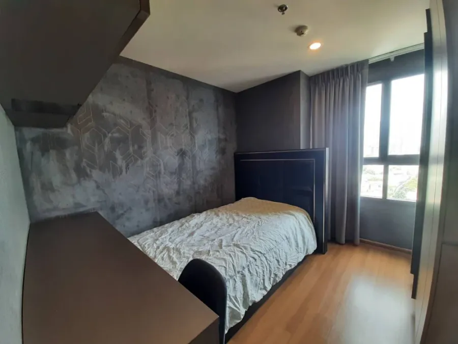 For rent Ideo Ratchada-Sutthisan ห้องมุมมีความเป็นส่วนตัว แบ่งโซนชัดเจน มาจับมาจองเลย