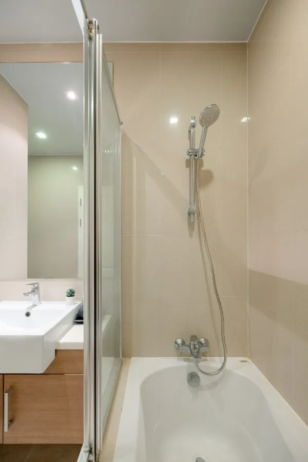 For sale: Noble Refine, spacious room, comfortable, fully furnished, book now, don't wait.