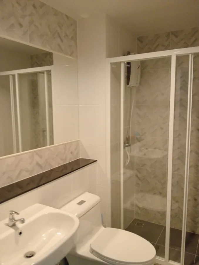 For rent: Regent Home Bangna, 28th floor, fully furnished, ready to move in. Reserve now, don't miss out!