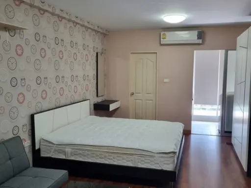ขาย Supalai City Resort Ratchada Huaikwang วิวสระว่ายน้ำ เฟอร์ครบพร้อมอยู่ ไม่จองพลาดมากจ้า images