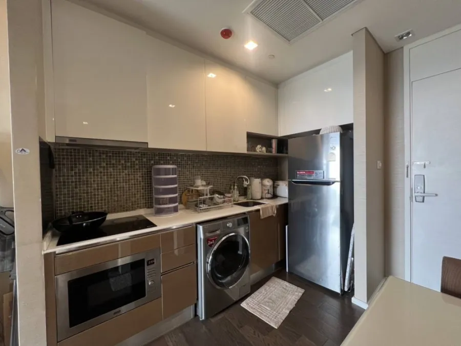 Condo for sale, The Saint Residences, Chatuchak Park view, beautiful view in the heart of the city, fully furnished.