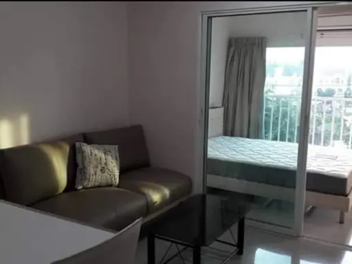 Condo for rent, Metro Park Sathorn, separate rooms, well-divided zones, good price, book now, don't wait.