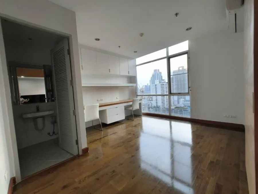 🏠🌃 Condo for Rent: The Master Centrium 🏠🌃
