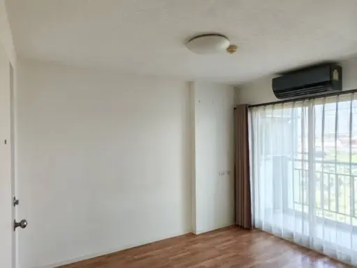 Selling two unfurnished Lumpini Ville Onnut - Ladkrabang units. Spacious, airy, and comfortable. Perfect for those who love decorating their own rooms