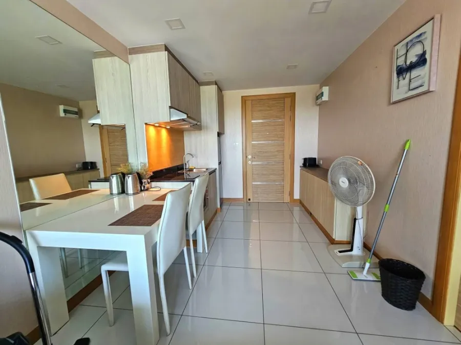 ขาย Whale Marina Condo ห้องพร้อมเฟอร์น่าอยู่ มาแต่ตัวเข้าอยู่ได้เลย!!!
