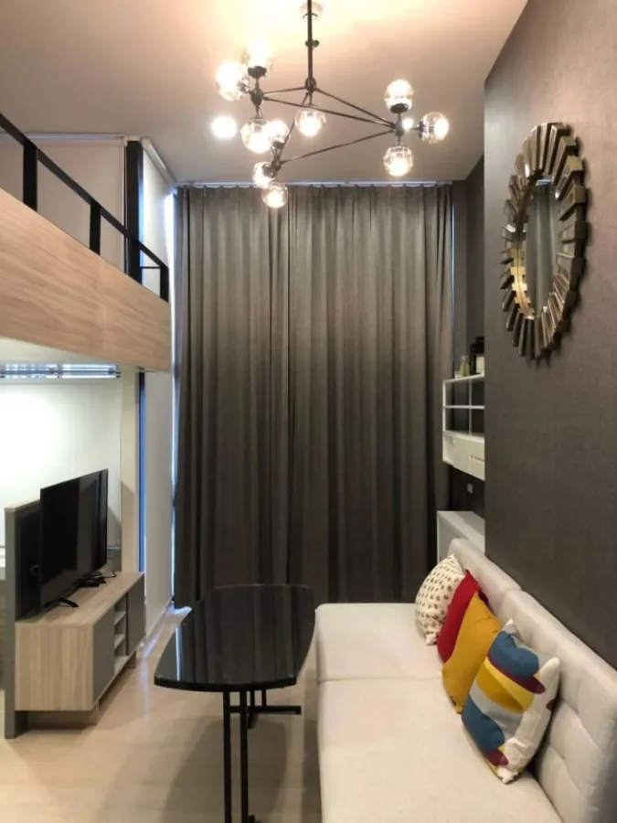 Sell / rent Chewathai Residence Asoke, duplex room, beautiful view, fully furnished. If interested, hurry to reserve now. Don't wait.