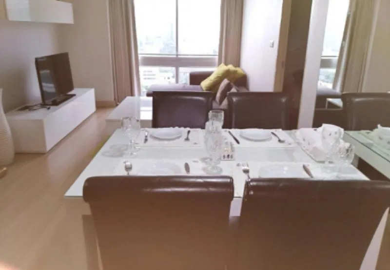 My Resort Bangkok for rent, very beautiful room, elegant decoration, clean white tone. pleasant atmosphere Don't miss out on renting.
