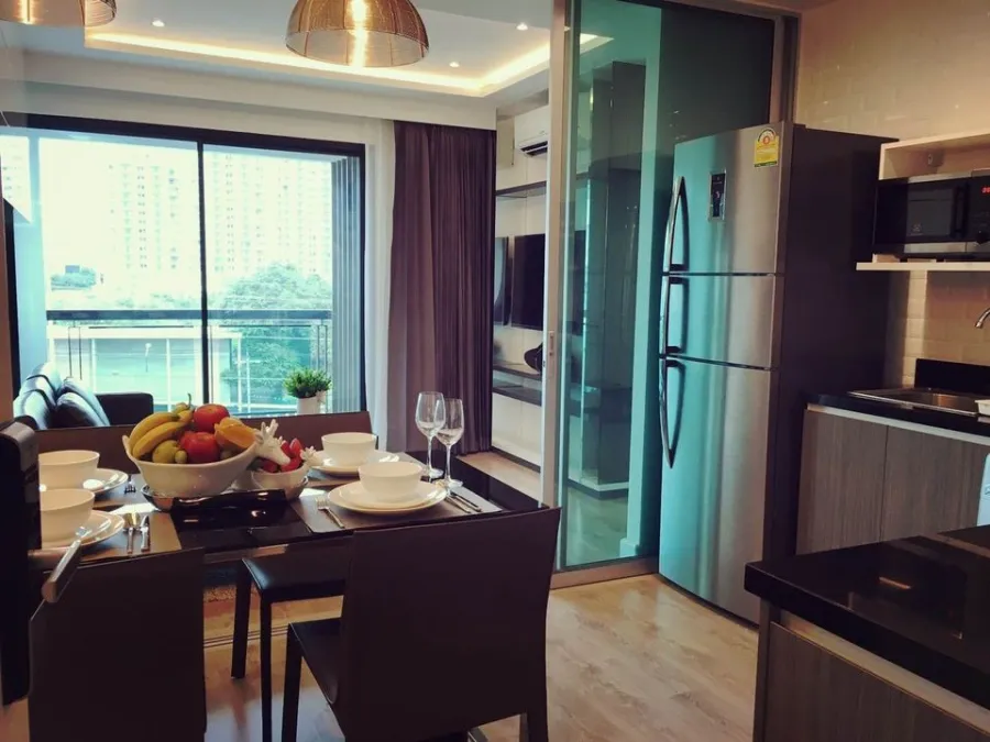 For Rent Bridge Sathorn-Narathiwas ห้องกว้างขวางอยู่สบาย ตกแต่ง Buit-In ทั้งห้อง ไม่จองพลาดมาก