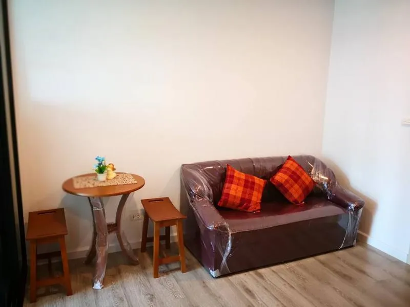 Urgent for rent !! Condo ID, fully furnished, built-in, near BTS, Book Now !!