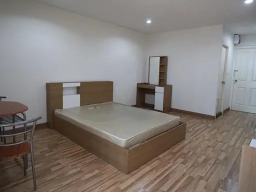 ให้เช่า Regent Home 15 แจ้งวัฒนะ ตกแต่งเฟอร์ครบ ห้องสะอาด เข้าอยู่ได้เลยจ้า