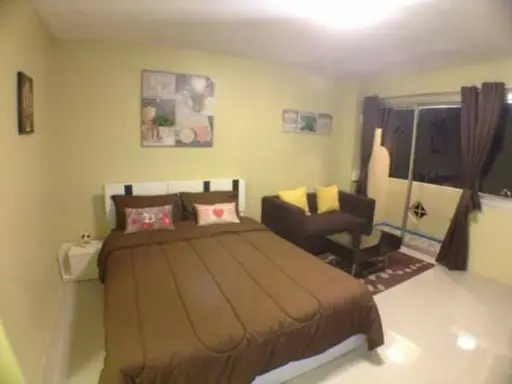 For rent Family Park Ladprao 48 floor 2 double bed with good mattress. You can reserve in advance.