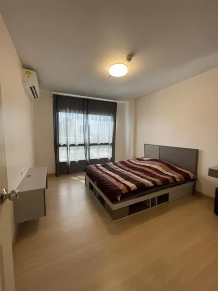 For rent: Supalai City Resort Rama 8, 8th floor, Building A, open view outside, cool breeze, lots of usable space, book now.