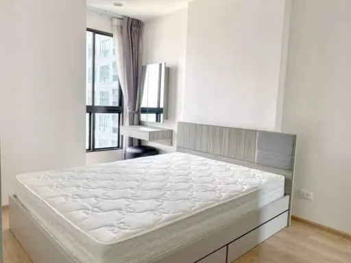 Condo for rent, Ideo Sathorn-Tha Phra, high floor, good view, not hot room, fully furnished, ready to move in. Don't wait, book now. images