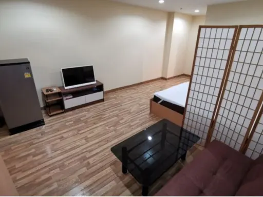 ห้องนี้ห้ามพลาด ราคาดีน่าอยู่ แถมเครื่องใช้ไฟฟ้าครบชุด จองเลยที่ รีเจ้นท์ โฮม 15 แจ้งวัฒนะ ให้เช่า