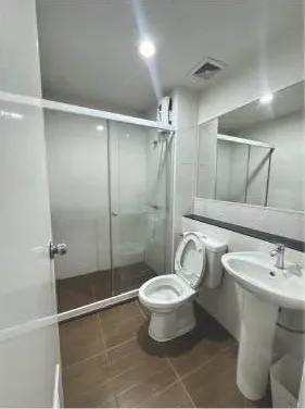 For rent: Regent Home Sukhumvit 81, Building B, 3rd floor, pool view. Fully furnished with appliances. Ready to move in.