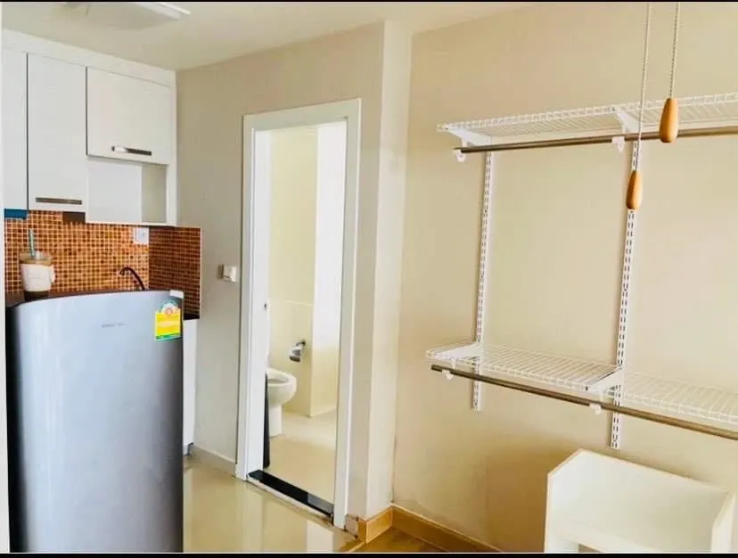 For rent or sale: M Society Condominium, 1 bedroom, 1 bathroom, north-facing unit, fully furnished. Book now!