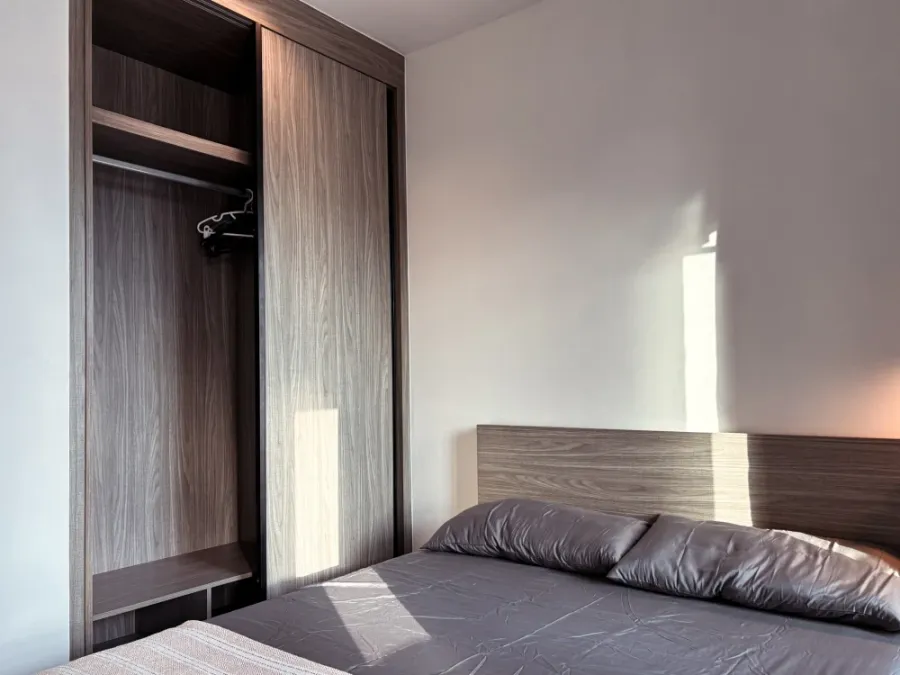 For rent: Chapter one Mid Town Ladprao 24, 24 rooms decorated in a nice tone, with a clear, open city view, not blocked. Don't miss it.