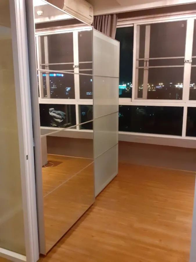 ขาย i-biza Condominium RCA ห้องน่าอยู่ ทำเลดี เดินทางสะดวก มองเห็นวิวสวย ไม่บล็อค จองเลยด่วนๆ