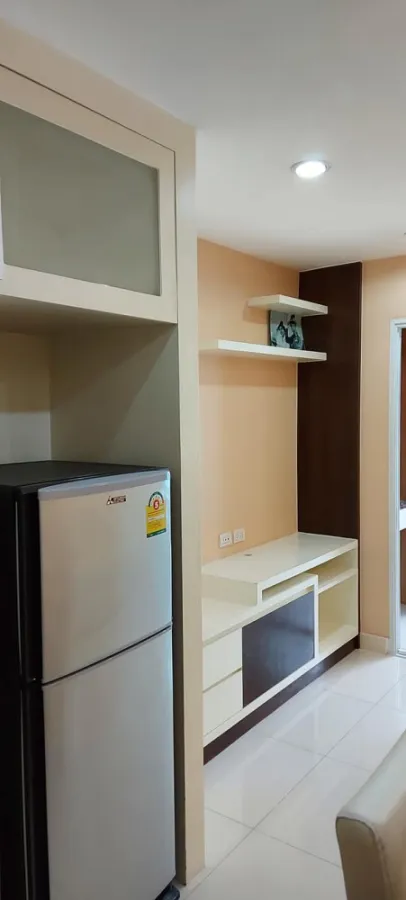 Sell and rent condo the private 20 June, separate 5, rent only 7500 per month, no cheaper than this.