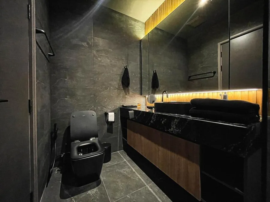Condo for sale or rent, Munich Langsuan, luxuriously decorated, modern style + wide loft, if you miss it you will regret it.