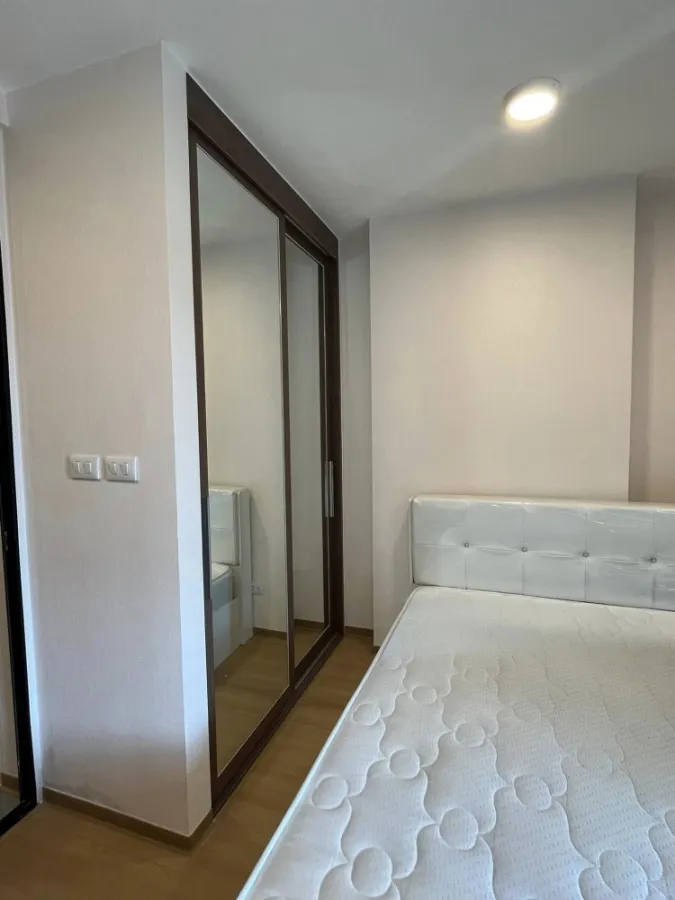 For rent: Bangkok Horizon Lite @ Phetkasem Station 48, 6th floor, private corner room, fully furnished, ready to move in, book now.