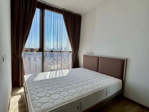 [FOR RENT] Oka Haus Sukhumvit 36 | High-Floor 1-Bedroom Unit on 45th Floor with Stunning Views 🏢✨