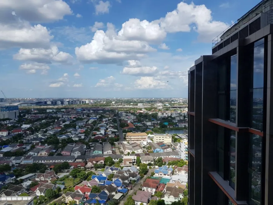 ให้เช่า เอสโทร คอนโดมิเนียม ห้องใหม่ ตกแต่งสวย ใกล้เซ็นทรัลแจ้ง Software Park