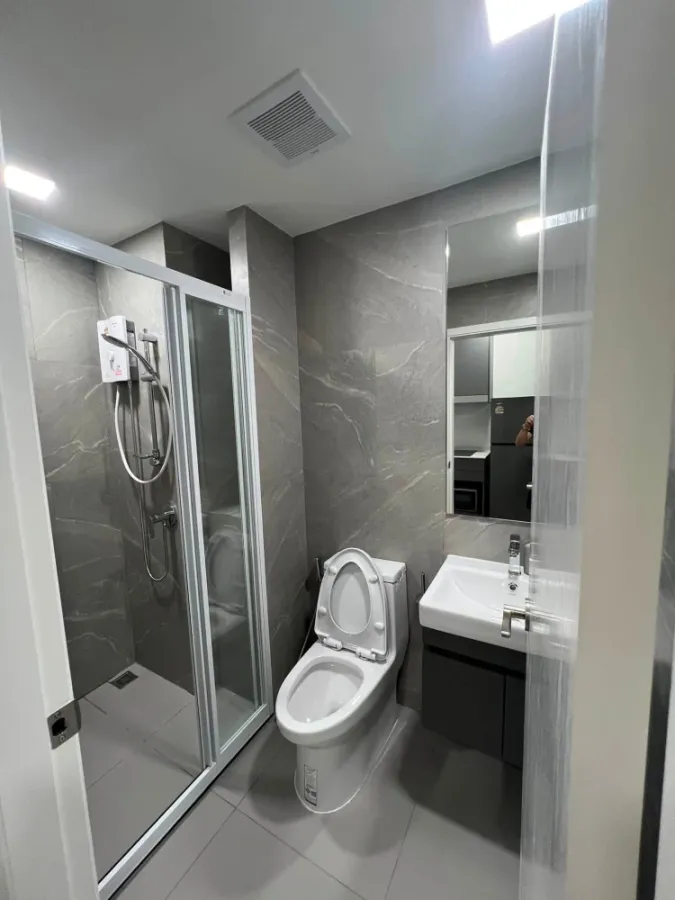 Condo for rent at Modiz Vault Kaset-Sri Pathum. Ready to move in, fully furnished, great price. Book now, don't wait!