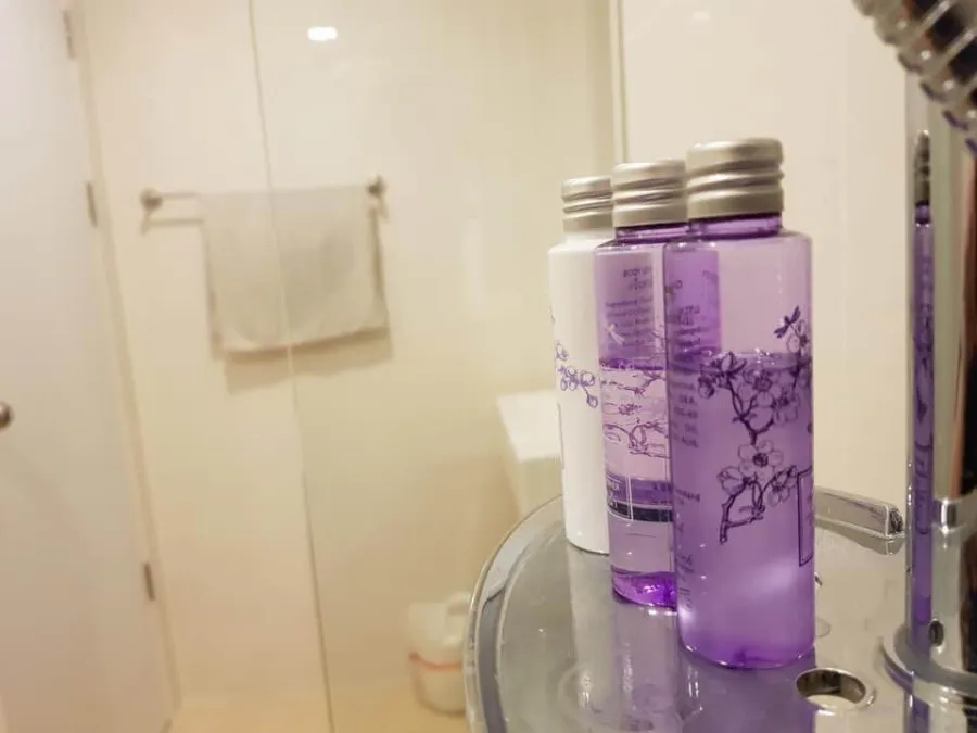 ให้เช่า Metroluxe Ratchada 1bed exclusive มาพร้อมเฟอร์ เครื่องใช้ไฟฟ้าครบ ราคากันเอง ห้ามพลาด