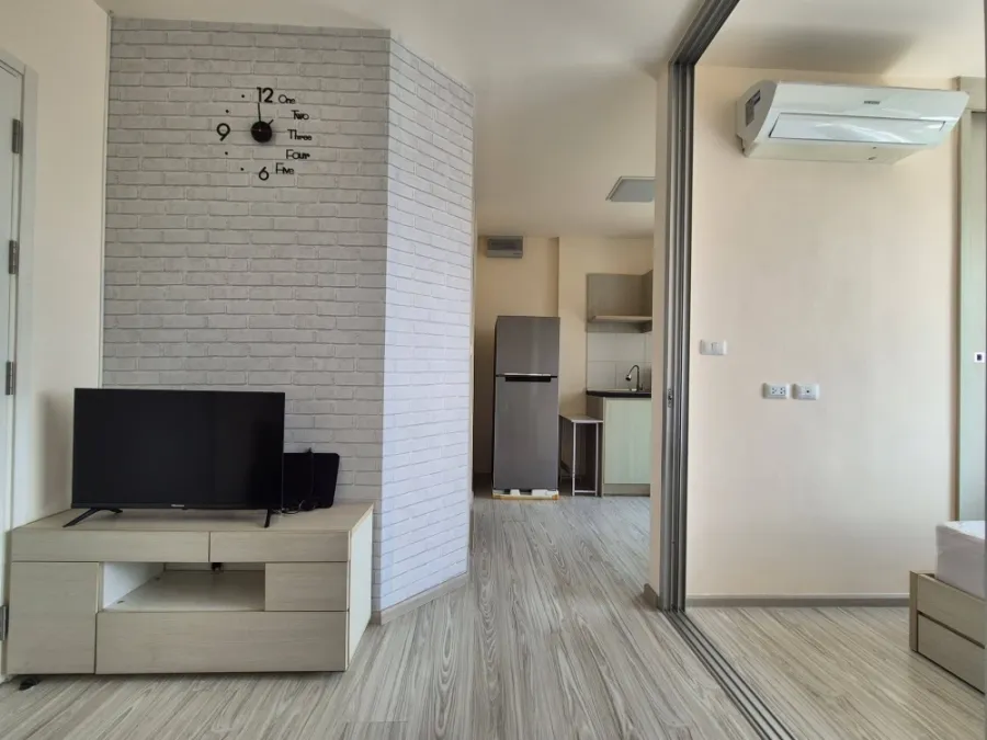 For rent: Aspire Rattanathibet 2, 1 bedroom, 1 bathroom. Great location, convenient transportation, fully furnished. Don't miss out!
