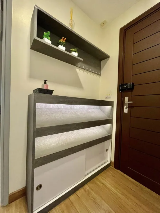 ขาย ให้เช่า Thru Thonglor Condo ชั้น24 วิวโล่ง ไม่ถูกบล๊อกวิว แถมห้องบิ้วอินท์จัดเต็ม ราคาดี ต้องจอง