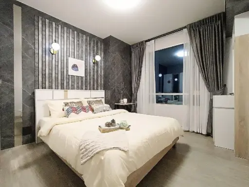 ขายด่วน!! คอนโด สุขุมวิท พลัส ห้อง Renovate ใหม่ สวยหรู ทำเลดี (ห้องมุม) หิ้วกระเป๋าอยู่ได้เลย!! images