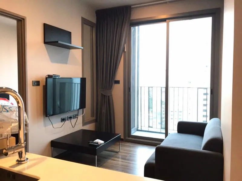 ให้เช่า คอนโด ซีล บาย แสนสิริ เอกมัย ทิศตะวันออก ไม่ร้อน เฟอร์ครบ ทำเลทอง ราคาเช่าถูกสุดๆ จัดเลย