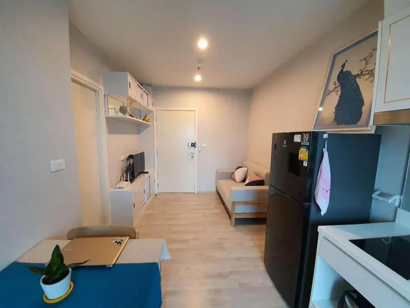 คอนโด เดอะ ไพรเวซี่ ห้องสวย ตกแต่งแน่น เฟอร์นิเจอร์ + เครื่องใช้ไฟฟ้าครบ พร้อมเข้าอยู่ จองเลพระราม 9