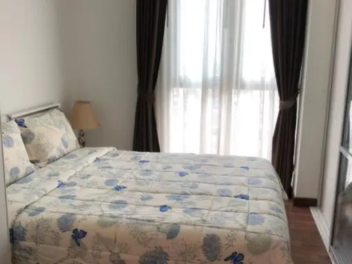 For rent Chewathai Interchange. This room is excellent. Beautiful view. 1 bedroom. Fully furnished. Ready to move in. Book now. Hurry up. images