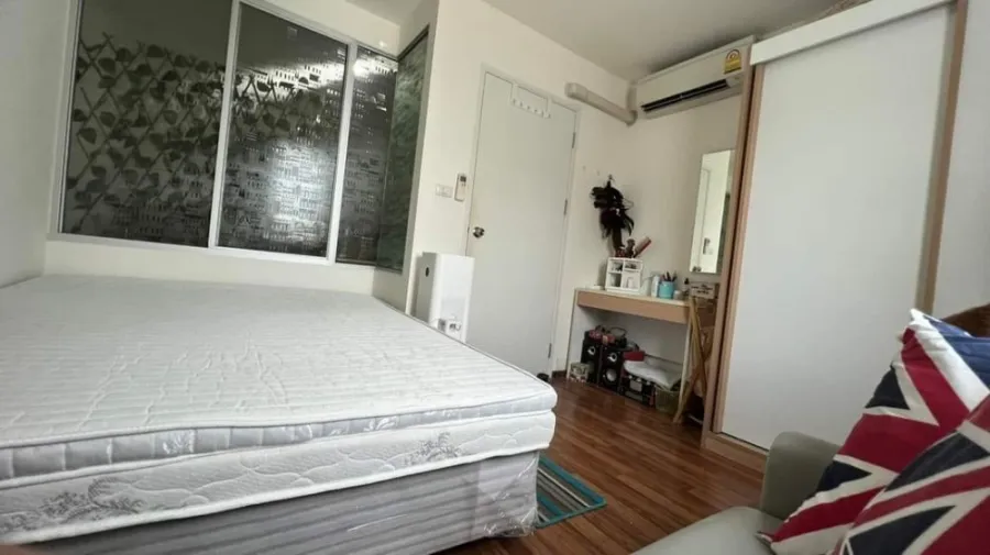 Sell/Rent U Vibha-Ladprao Condo Fully furnished + electrical appliances There is a washing machine, plus a great price. Must reserve.