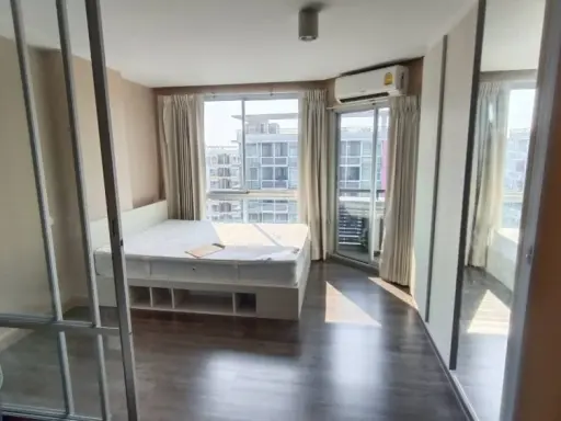 ให้เช่า Swift Condo ห้องชั้น 8 มาพร้อมเครื่องใช้ไฟฟ้าครบครัน วิวสระว่ายน้ำ ดีแบบนี้ห้ามพลาด