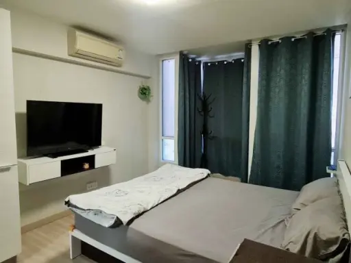 For rent: M society Condominium, 23rd floor, Full furnished, fully decorated. You can just come in and stay.