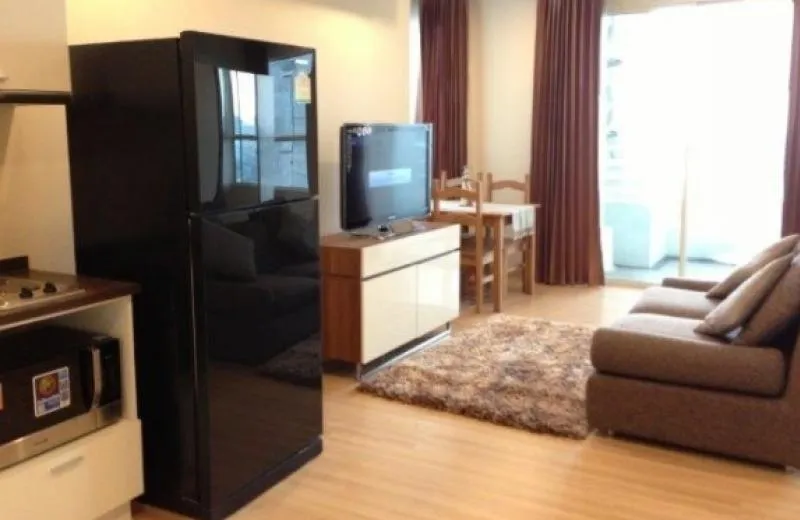 ให้เช่าคอนโด The Lighthouse Sathorn-Chareonnakorn 1ห้องนอน วิวสุดปัง เฟอร์,เครื่องใช้ไฟฟ้าครบ