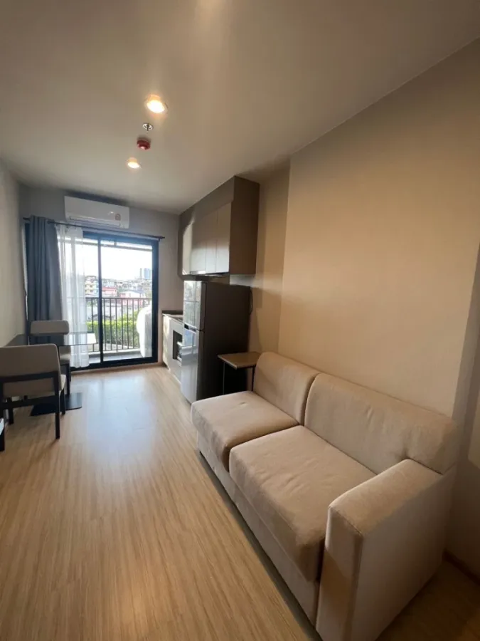 For rent: The Privacy Thaphra Interchang, 5th floor, swimming pool view, fully furnished room, ready to move in, book now