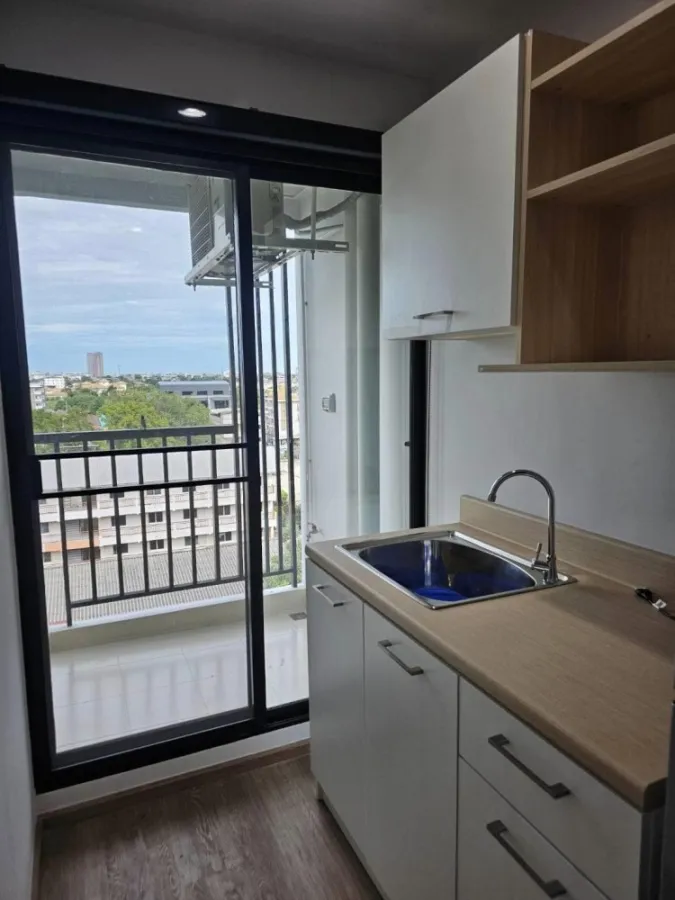 For rent: Hi Chaengwattana 19 Condo, beautifully decorated room, fully equipped with amenities, just bring your bags and move in.
