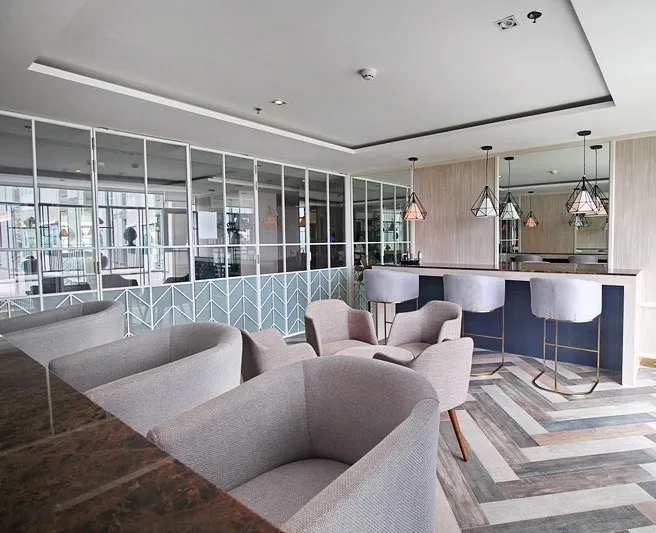 ขาย Aspire Erawan ห้องกว้างมีพื้นที่ใช้สอยเยอะ ทำเลดี เห็นวิวสระว่ายน้ำ ไม่จองไหวหรอ