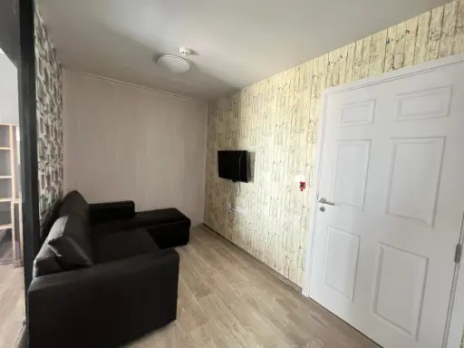 ขาย Larissa Condo Praksa 5 ห้องน่าอยู่ ชั้น 4 ติดวอลเปเปอร์อย่างดี เดินทางสะดวก จองเลยตอนนี้ images