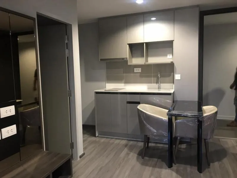 ขายด่วน คอนโด ไอดิโอ โมบิ สุขุมวิท 40 ห้องหใ่เฟอร์ครบ คุ้มสุดๆ